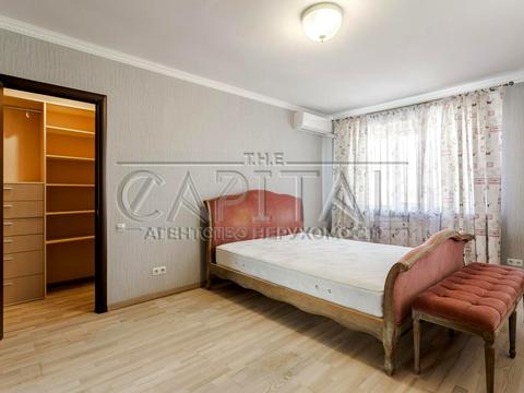 будинок за адресою вишнева, 1