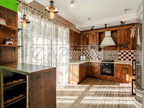 будинок за адресою вишнева, 1