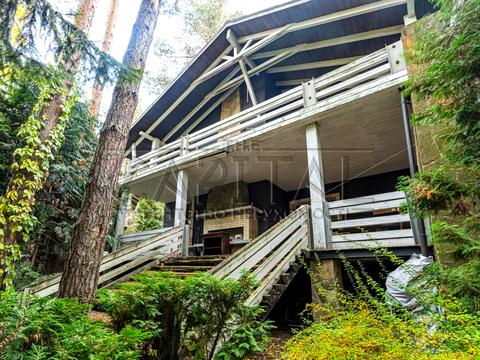 будинок за адресою Лісова вул., 10