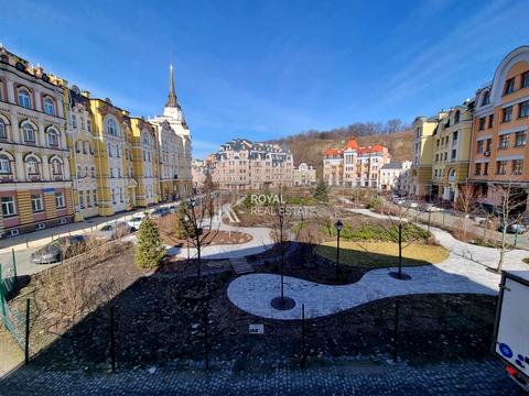 коммерческая по адресу Дегтярная ул., 6а