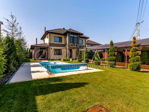 дом по адресу вул. Андріївська, 1