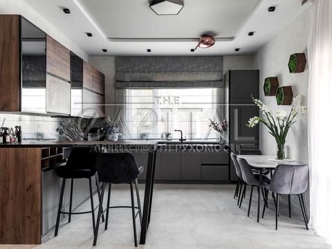 дом по адресу вул. Андріївська, 1