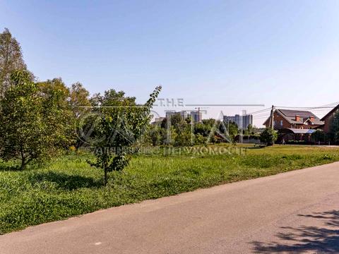 дом по адресу вул. Андріївська, 1