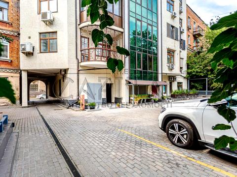 квартира за адресою Вознесенський узвіз (Смирнова-Ласточкіна), 16