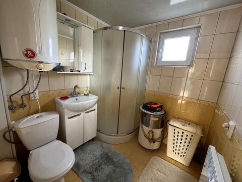 дом по адресу Водопровідна ул.