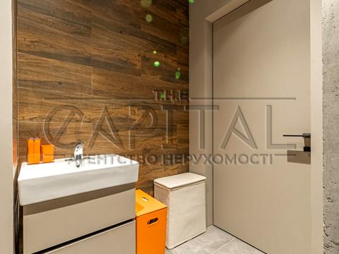 квартира за адресою Андрія Верхогляда вул. (Михайла Драгомирова), 14-А