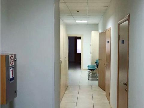 комерційна за адресою Почайнинська вул., 70