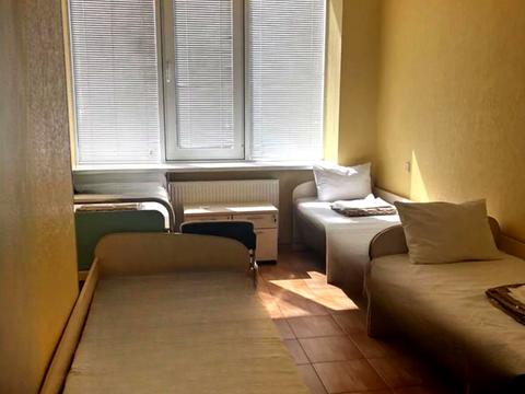 комерційна за адресою Почайнинська вул., 70