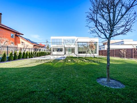 будинок за адресою Соборна вул. (), 10-Д