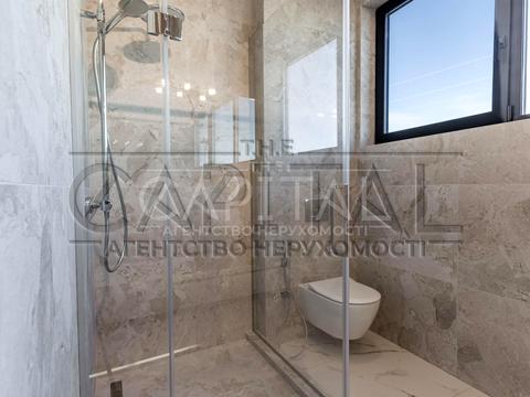 будинок за адресою Соборна вул. (), 10-Д