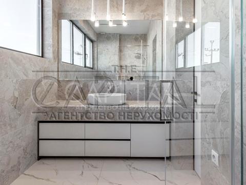 будинок за адресою Соборна вул. (), 10-Д