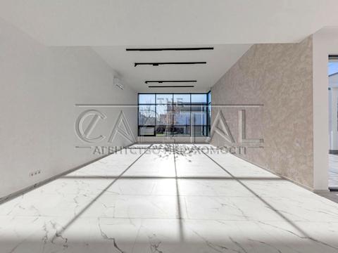 будинок за адресою Соборна вул. (), 10-Д