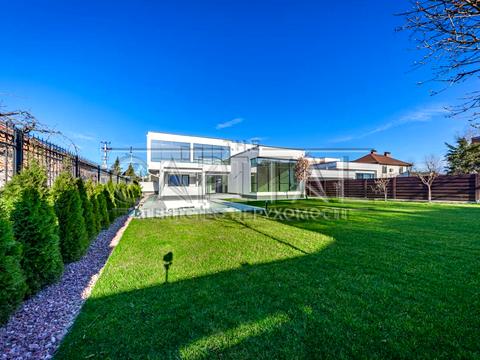 будинок за адресою Соборна вул. (), 10-Д