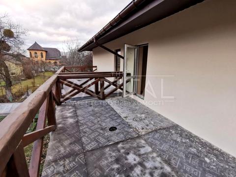 будинок за адресою Центральна вул., 1