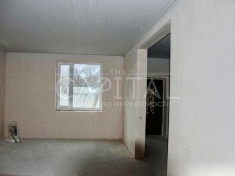 будинок за адресою Центральна вул., 1