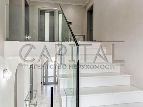 будинок за адресою с. Безуглівка, Березова