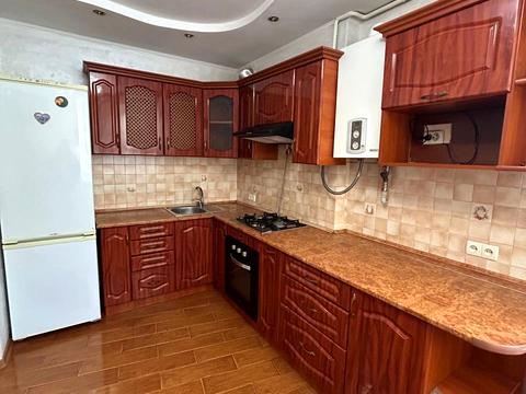 квартира за адресою Василя Симоненка вул., 35