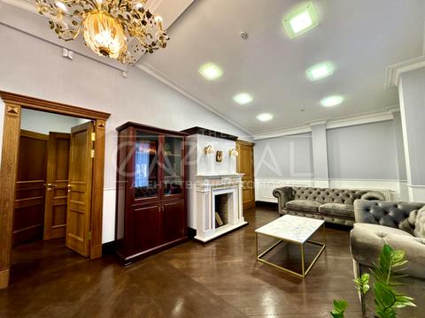 комерційна за адресою Жилянська вул., 72