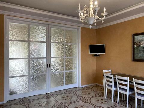 будинок за адресою Євгена Плужника вул.