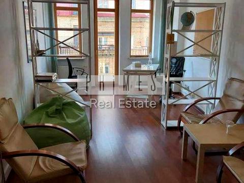 коммерческая по адресу Кловский спуск, 7