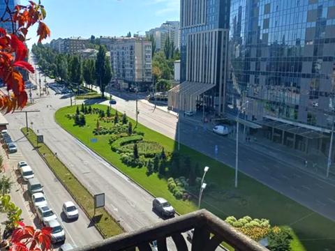 квартира за адресою Київ, Басейна вул., 17