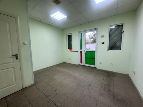 коммерческая по адресу Центральна ул., 1