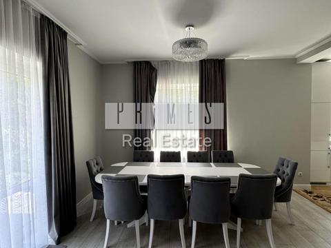 будинок за адресою 126-та Садова вул.