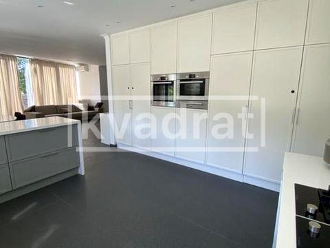 дом по адресу Садова