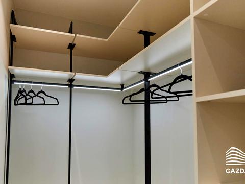 квартира за адресою Квітневий пров., 1