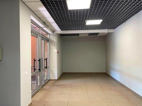 комерційна за адресою Лісового вул., 13а