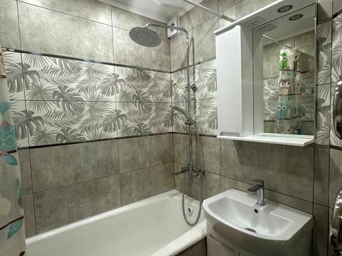 квартира за адресою Червоної Калини просп. (Володимира Маяковського), 21-Б