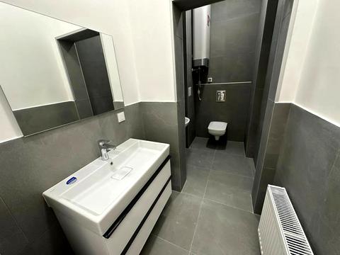 коммерческая по адресу Набережная Победы ул., 112