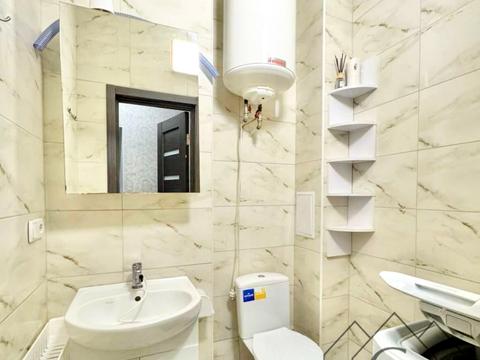 комерційна за адресою Кленова вул., 45-А