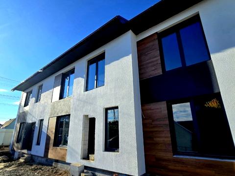 будинок за адресою Степана Бандери вул.