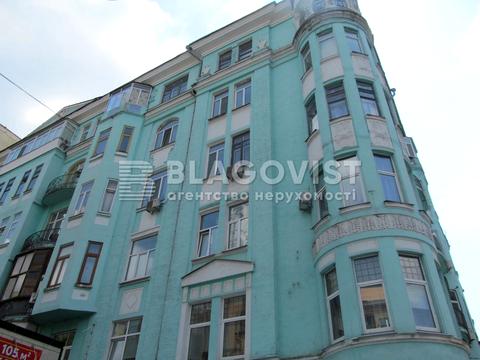 комерційна за адресою Саксаганського вул., 68/21