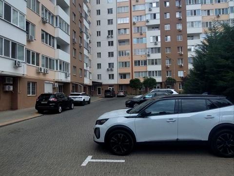 квартира за адресою Академіка Сахарова вул., 9