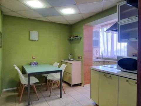 квартира за адресою Лариси Руденко вул., 10