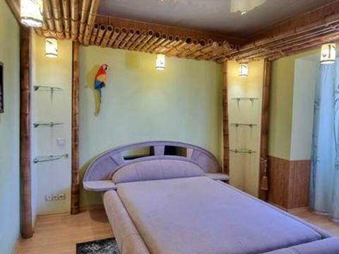 квартира за адресою Лариси Руденко вул., 10