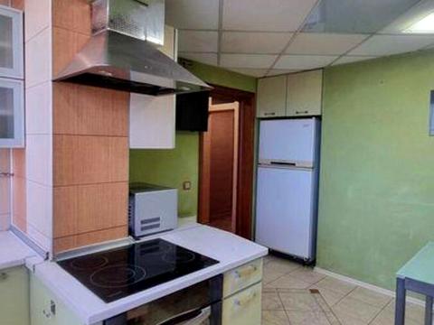 квартира за адресою Лариси Руденко вул., 10