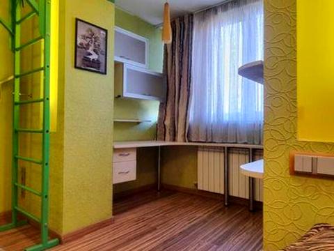 квартира за адресою Лариси Руденко вул., 10