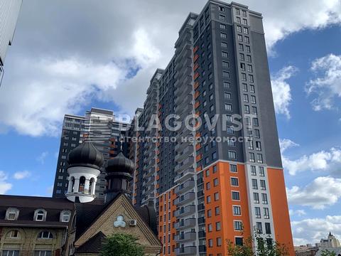 комерційна за адресою Загорівська вул. (Багговутівська), 25