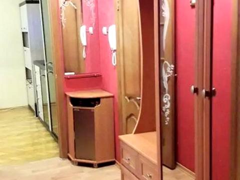 квартира за адресою Ревуцького вул., 4