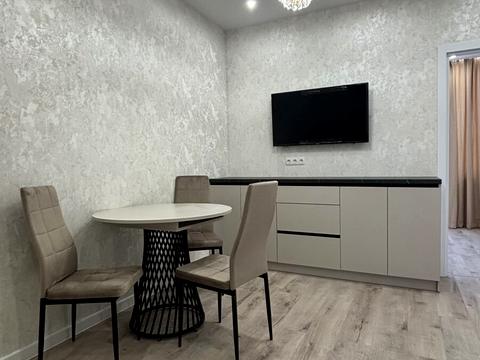 квартира за адресою Перлинна вул., 8