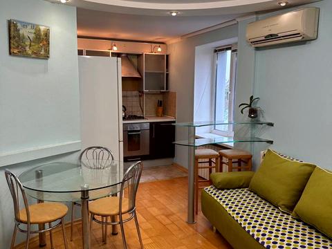 квартира за адресою Генерала Генадія Воробйова вул. (Курська), 12-Б