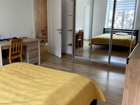 будинок за адресою 10-та Лінія вул.