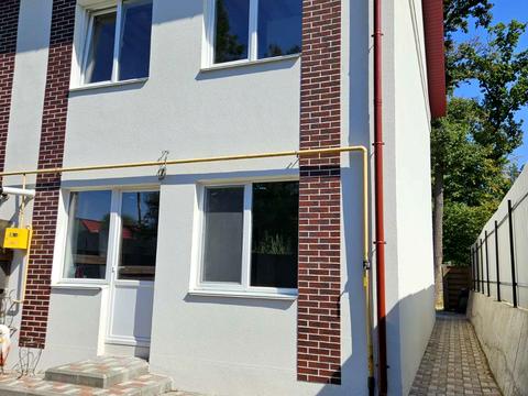 будинок за адресою Академіка Ромоданова вул. (Льва Толстого)