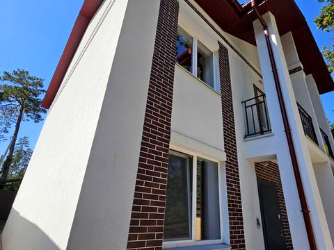 будинок за адресою Академіка Ромоданова вул. (Льва Толстого)