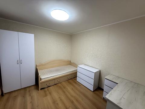 квартира за адресою Лариси Руденко вул., 10-Б