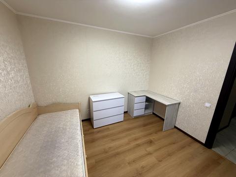 квартира за адресою Лариси Руденко вул., 10-Б