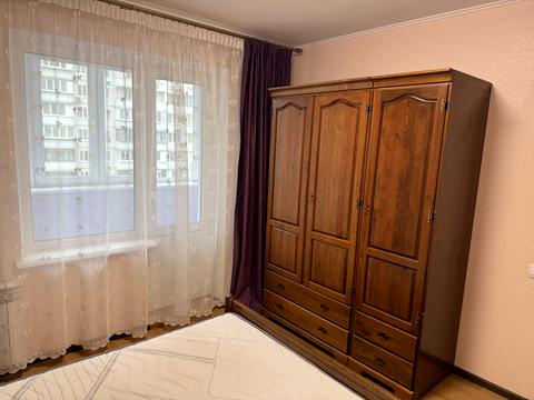 квартира за адресою Лариси Руденко вул., 10-Б